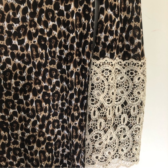 Passion Concept Vintage Style Top in Leopard Print - Picture 4 of 8